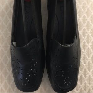 Lassen - All Leather Loafer - 8.5D (39) - Black